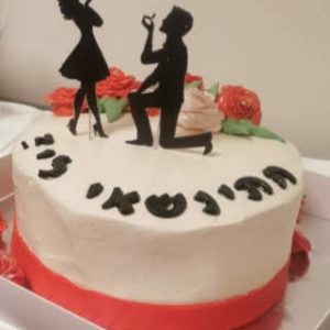עוגה להצעת נישואין