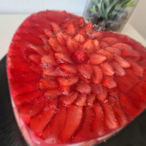 עוגת גבינה עם תותים