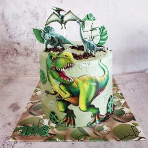 עוגת דינוזאורים