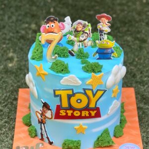 עוגת יום הולדת צעצוע של סיפור