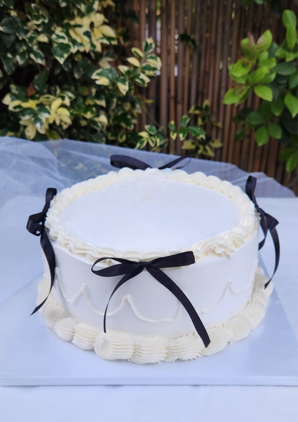 עוגה קלאסית לבנה